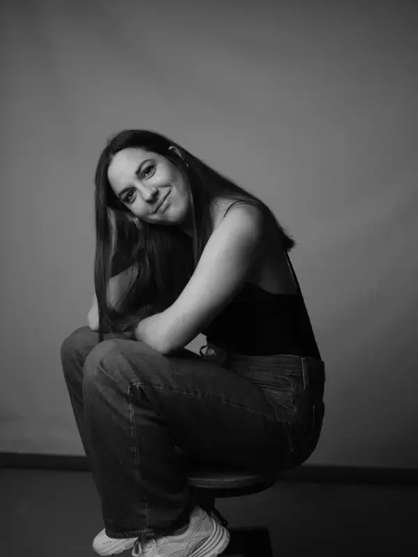 Aina BalaschCançons pop i actuals,   en català,   castellà i anglès...